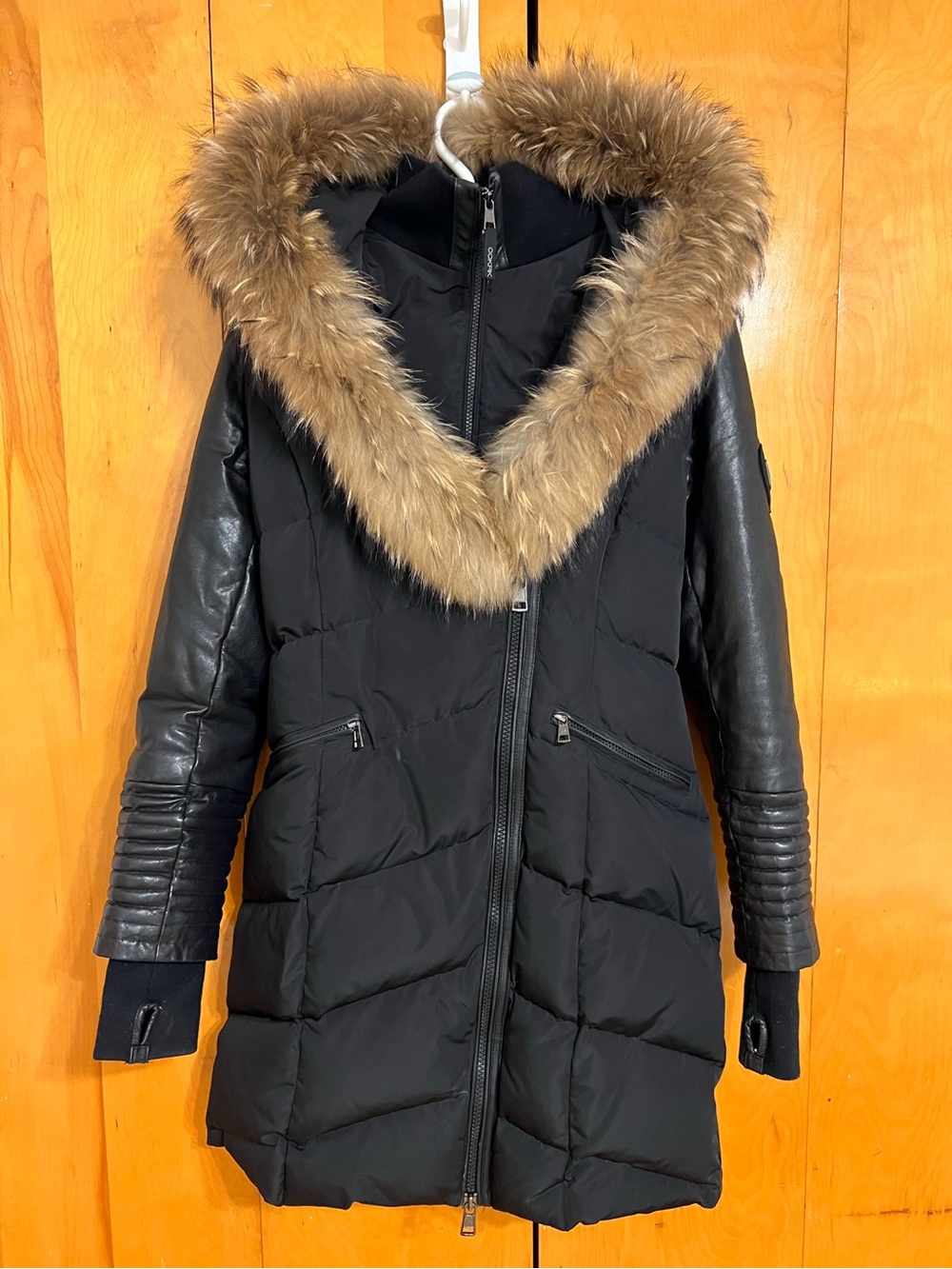 Manteau Ookpik en véritable fourrure et cuir